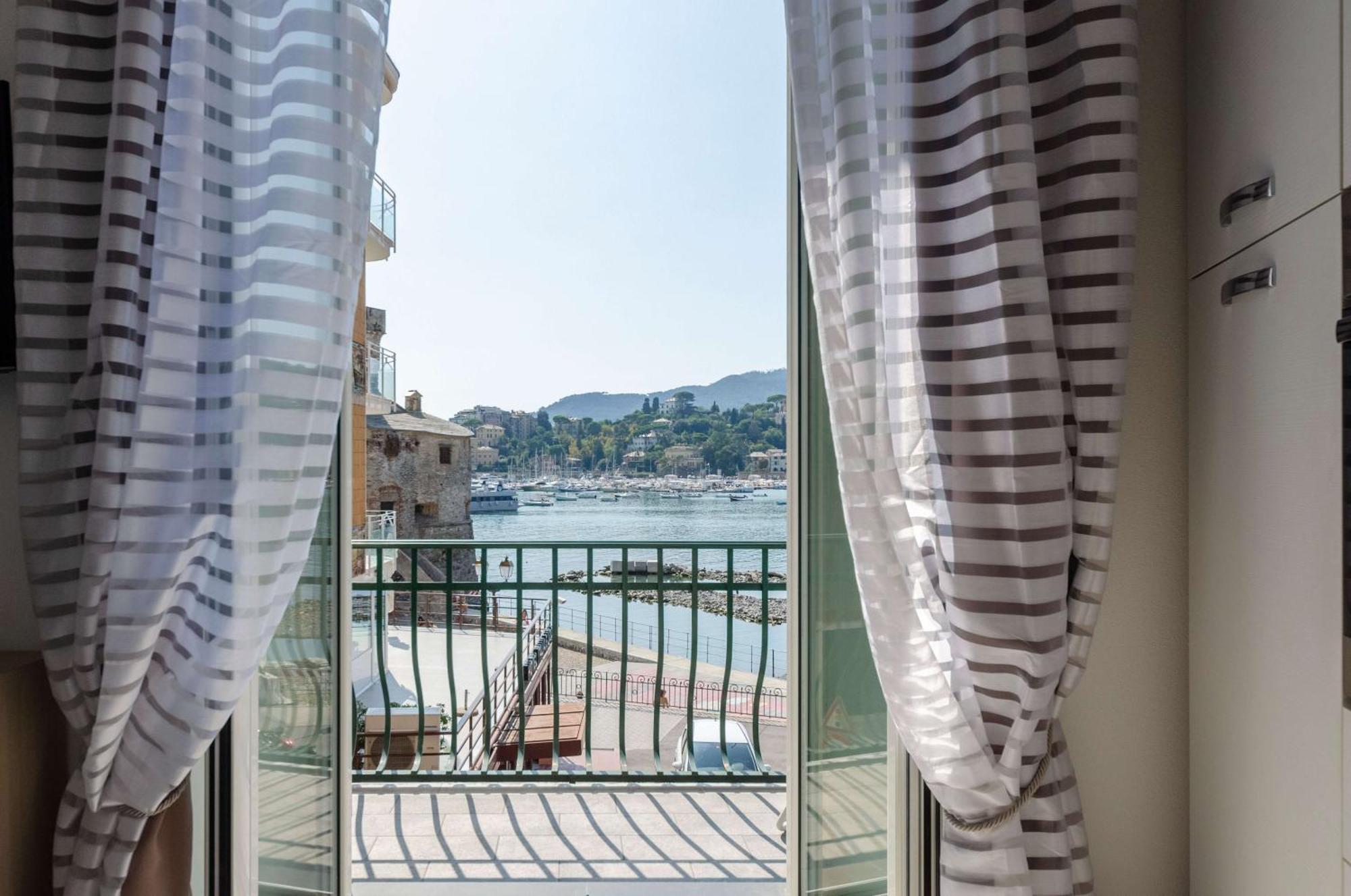 Alla Casa Rosa Al Mare- Centrale A Di Fronte Al Mare- Emozionante- Garage Privato Gratuito A 800 Mt- Aria Condizionata-Wifi راباللو المظهر الخارجي الصورة
