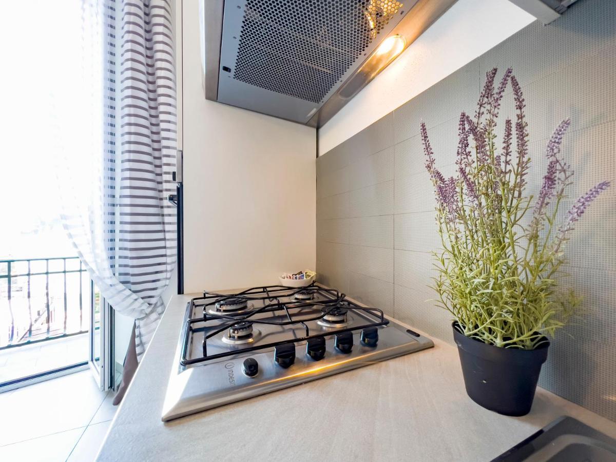 Alla Casa Rosa Al Mare- Centrale A Di Fronte Al Mare- Emozionante- Garage Privato Gratuito A 800 Mt- Aria Condizionata-Wifi راباللو المظهر الخارجي الصورة