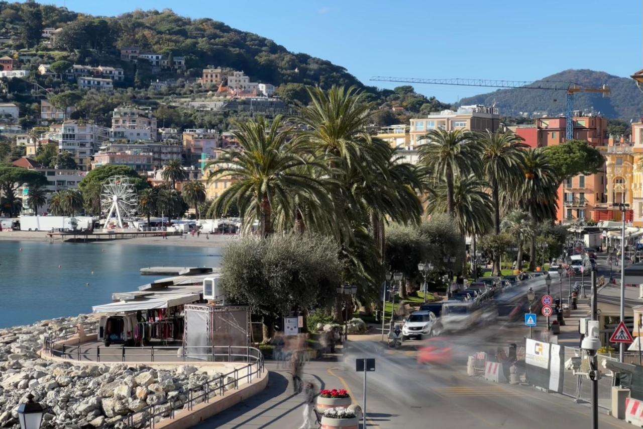 Alla Casa Rosa Al Mare- Centrale A Di Fronte Al Mare- Emozionante- Garage Privato Gratuito A 800 Mt- Aria Condizionata-Wifi راباللو المظهر الخارجي الصورة