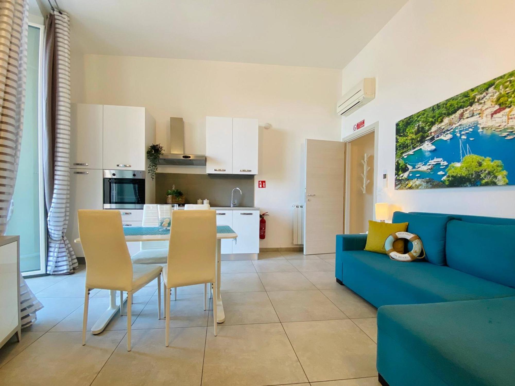 Alla Casa Rosa Al Mare- Centrale A Di Fronte Al Mare- Emozionante- Garage Privato Gratuito A 800 Mt- Aria Condizionata-Wifi راباللو المظهر الخارجي الصورة