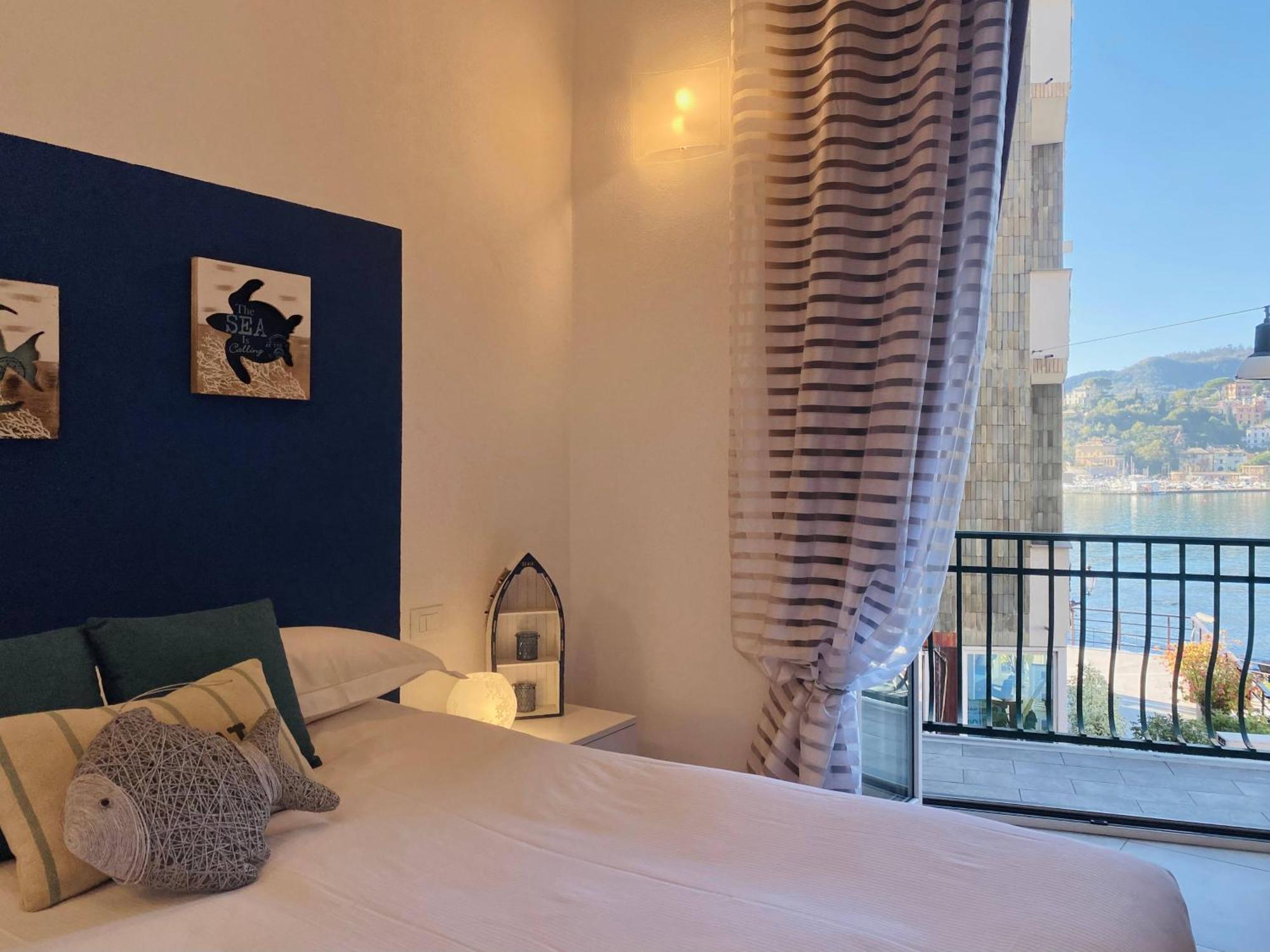 Alla Casa Rosa Al Mare- Centrale A Di Fronte Al Mare- Emozionante- Garage Privato Gratuito A 800 Mt- Aria Condizionata-Wifi راباللو المظهر الخارجي الصورة