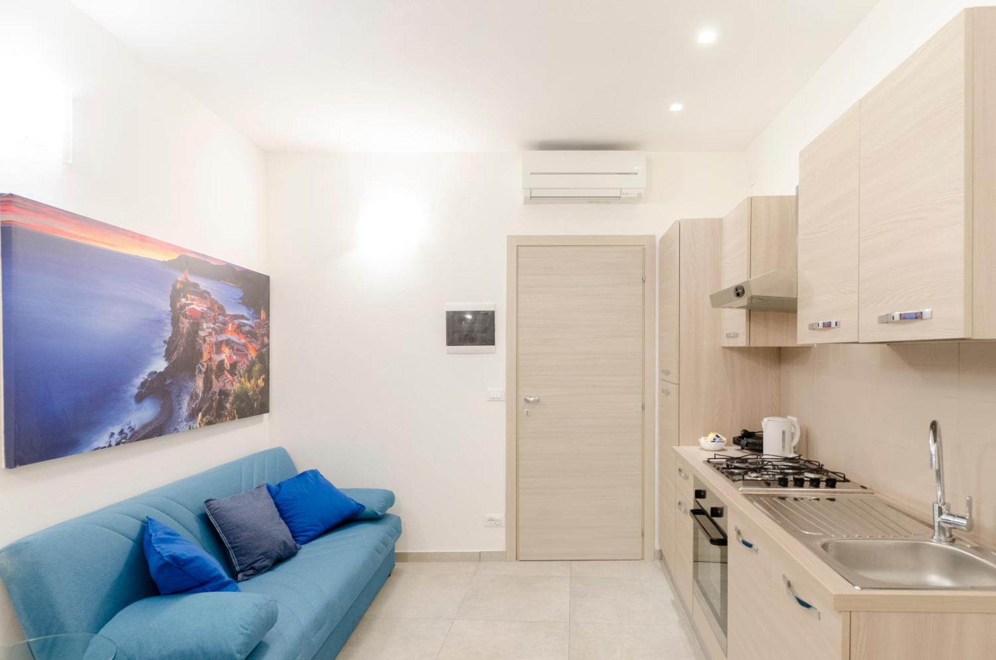 Alla Casa Rosa Al Mare- Centrale A Di Fronte Al Mare- Emozionante- Garage Privato Gratuito A 800 Mt- Aria Condizionata-Wifi راباللو المظهر الخارجي الصورة